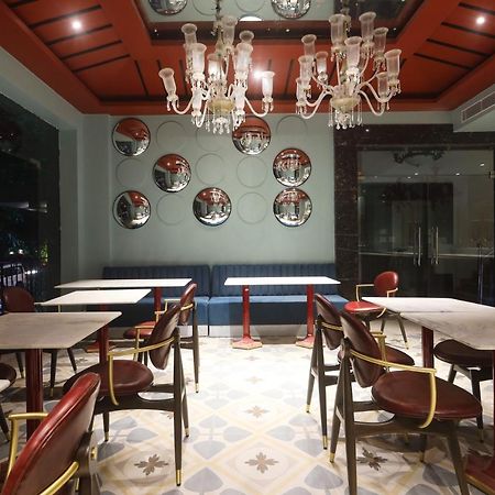 The Saga Hotel New Delhi Ngoại thất bức ảnh