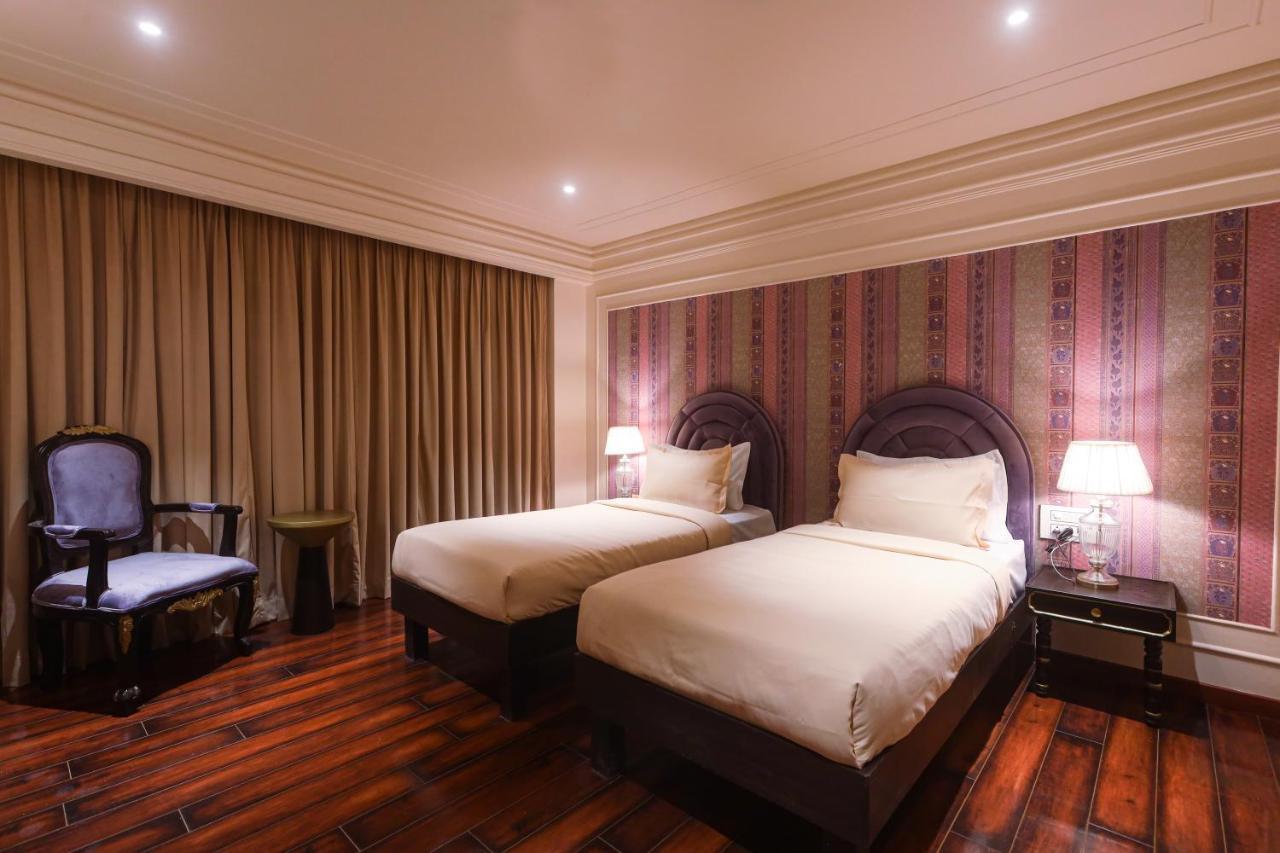 The Saga Hotel New Delhi Ngoại thất bức ảnh