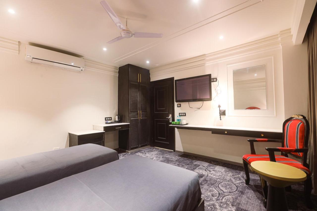 The Saga Hotel New Delhi Ngoại thất bức ảnh